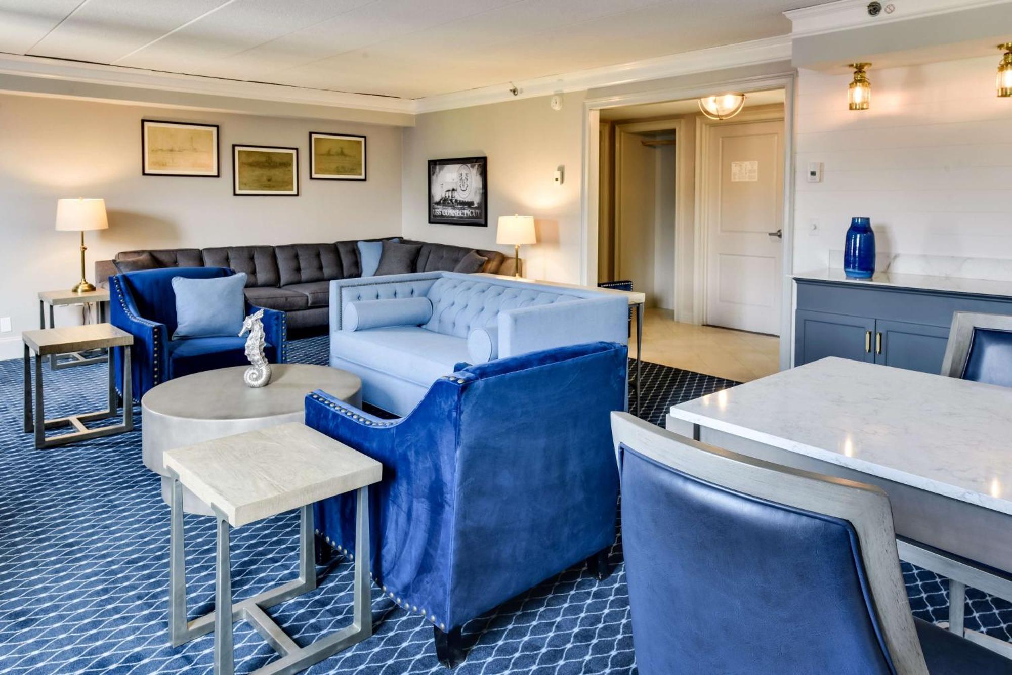 Готель Hilton Містик Екстер'єр фото