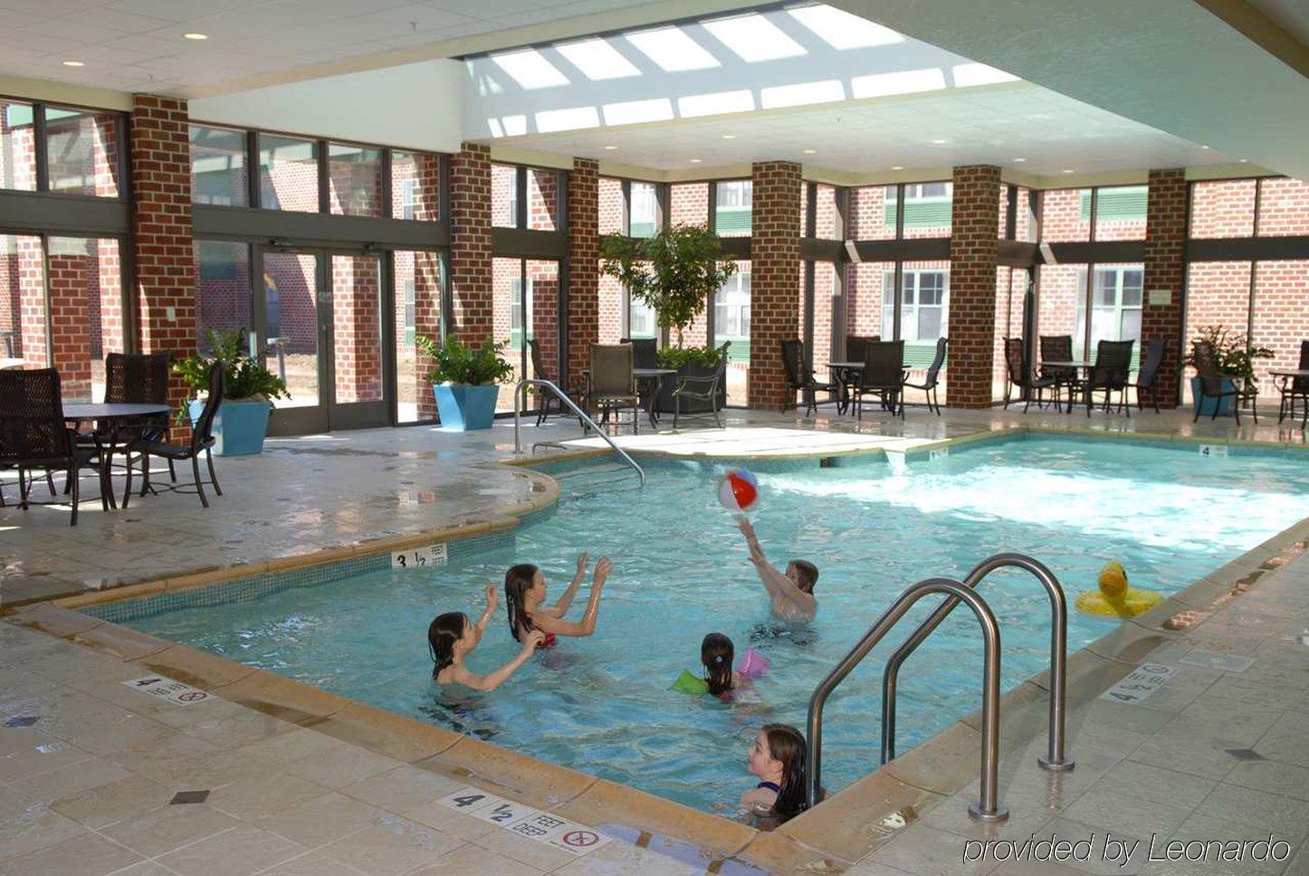 Готель Hilton Містик Зручності фото